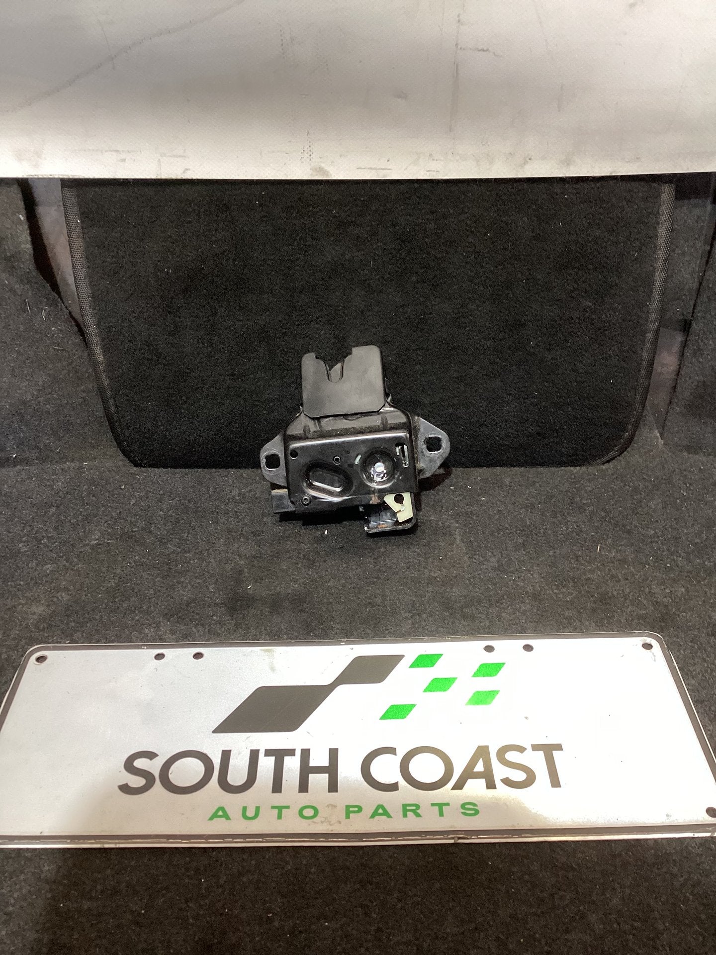 2007 Holden Calais VE 6G1EX55768L940846 Bootlid Lock