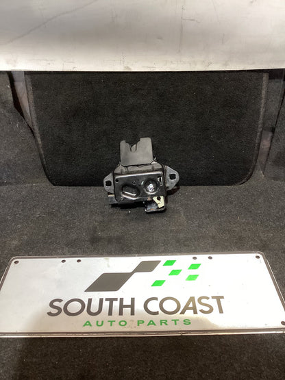 2007 Holden Calais VE 6G1EX55768L940846 Bootlid Lock