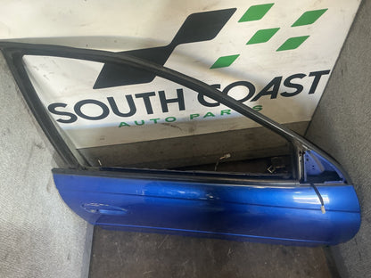 2005 Holden Adventra VZSX6 Right Front Door