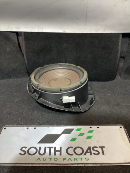 2007 Holden Calais VE 6G1EX55768L940846 Subwoofer 92190186