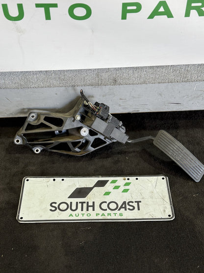 Holden Commodore VZ  Accelerator Pedal 92183446