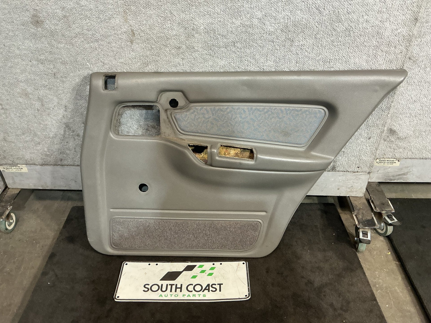 1994 Holden Commodore VR 6H8VRK19HSL781543 Complete Interior
