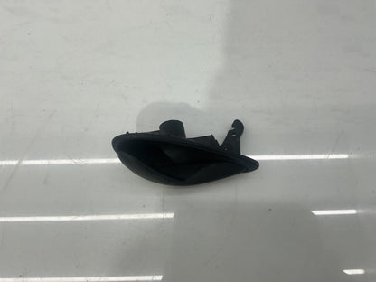 2005 Holden Adventra VZ 6G1ZM84785L518795 Right Front Door Interior Handle 92050974