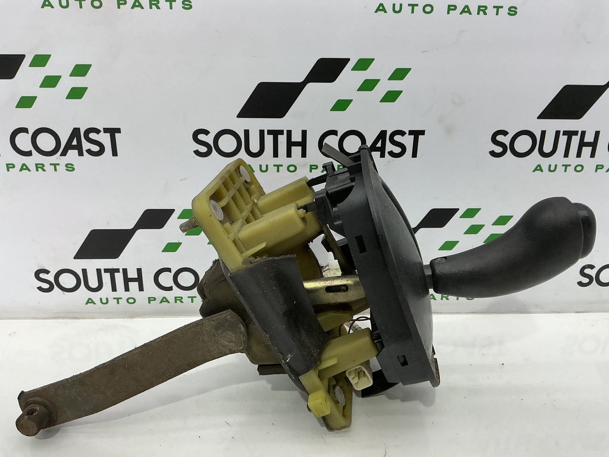 1999 Holden Commodore VT 6H8VTK69HXL423830 Automatic Shifter Assembly