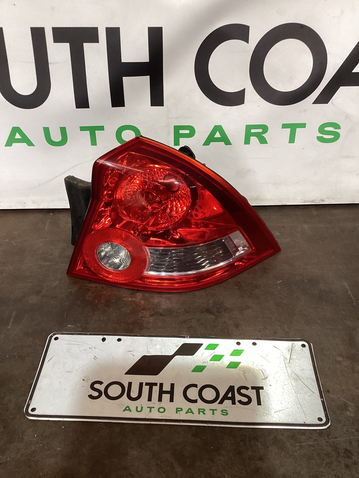 2003 Holden Commodore VY Right Taillight 92083418