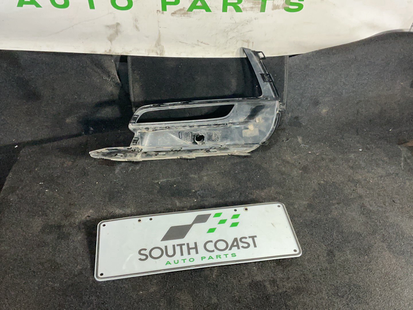 2013 Holden Ute VF  Right Daytime Running Lamp Grille 92286409