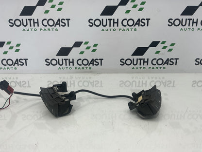 2005 Holden Adventra VZ 6G1ZM84785L518795 Volume Control Switches