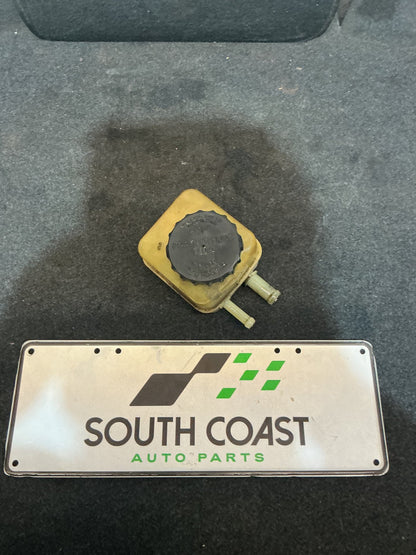 Holden Calais VE 6G1EX55768L940846 Power Steering Reservoir