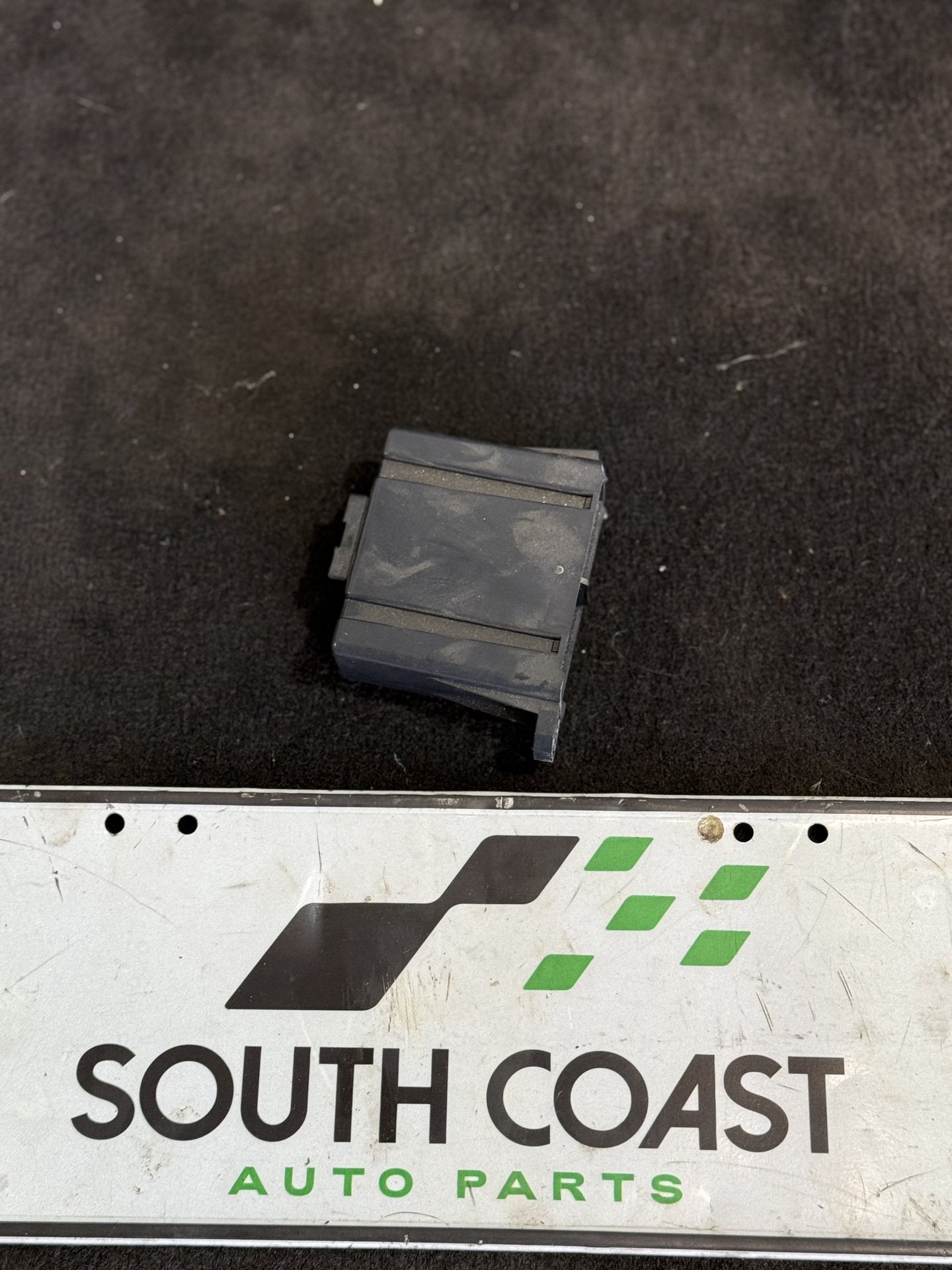 2005-2006 Holden Commodore VZ PIM Module 92180030