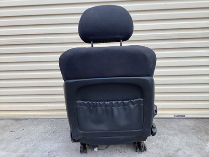 2002-2004 Holden Commodore VY Right Front Seat
