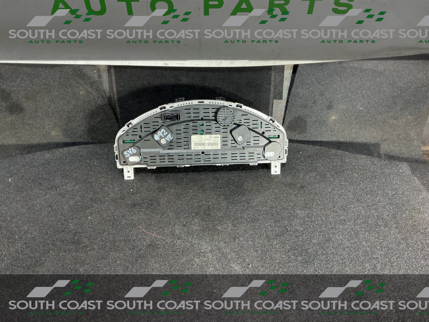 Holden Commodore VE  Instrument Cluster 92262605