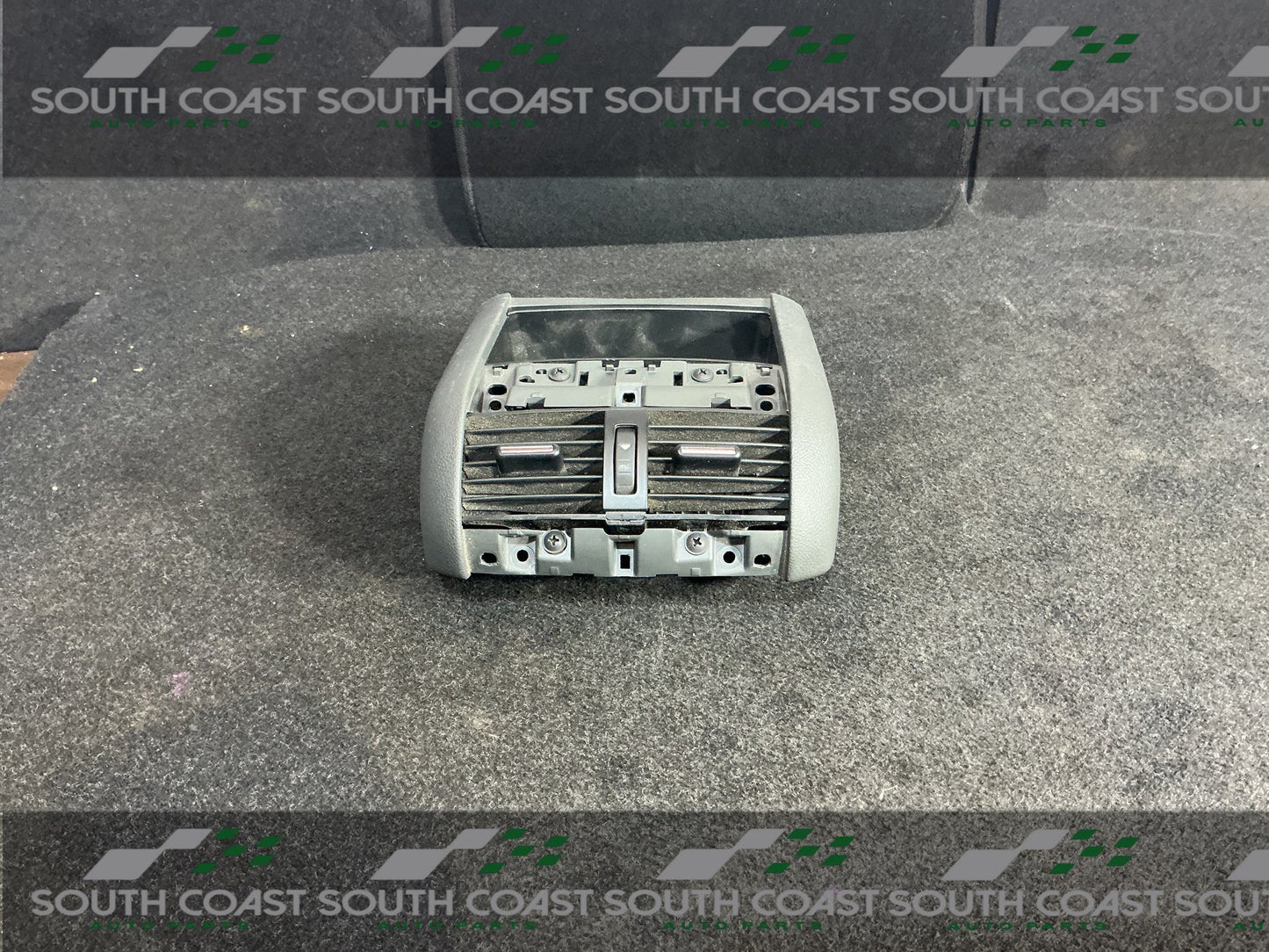 2011 Holden Commodore VE Rear Vent