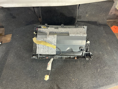Holden Commodore VE  Glove Box 92172574