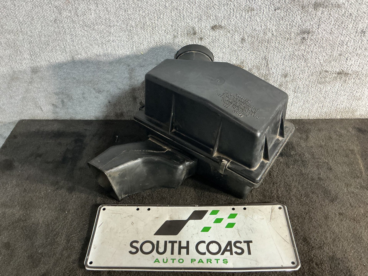 1994 Holden Commodore VR 6H8VRK19HSL781543 Air Filter Box 92025272