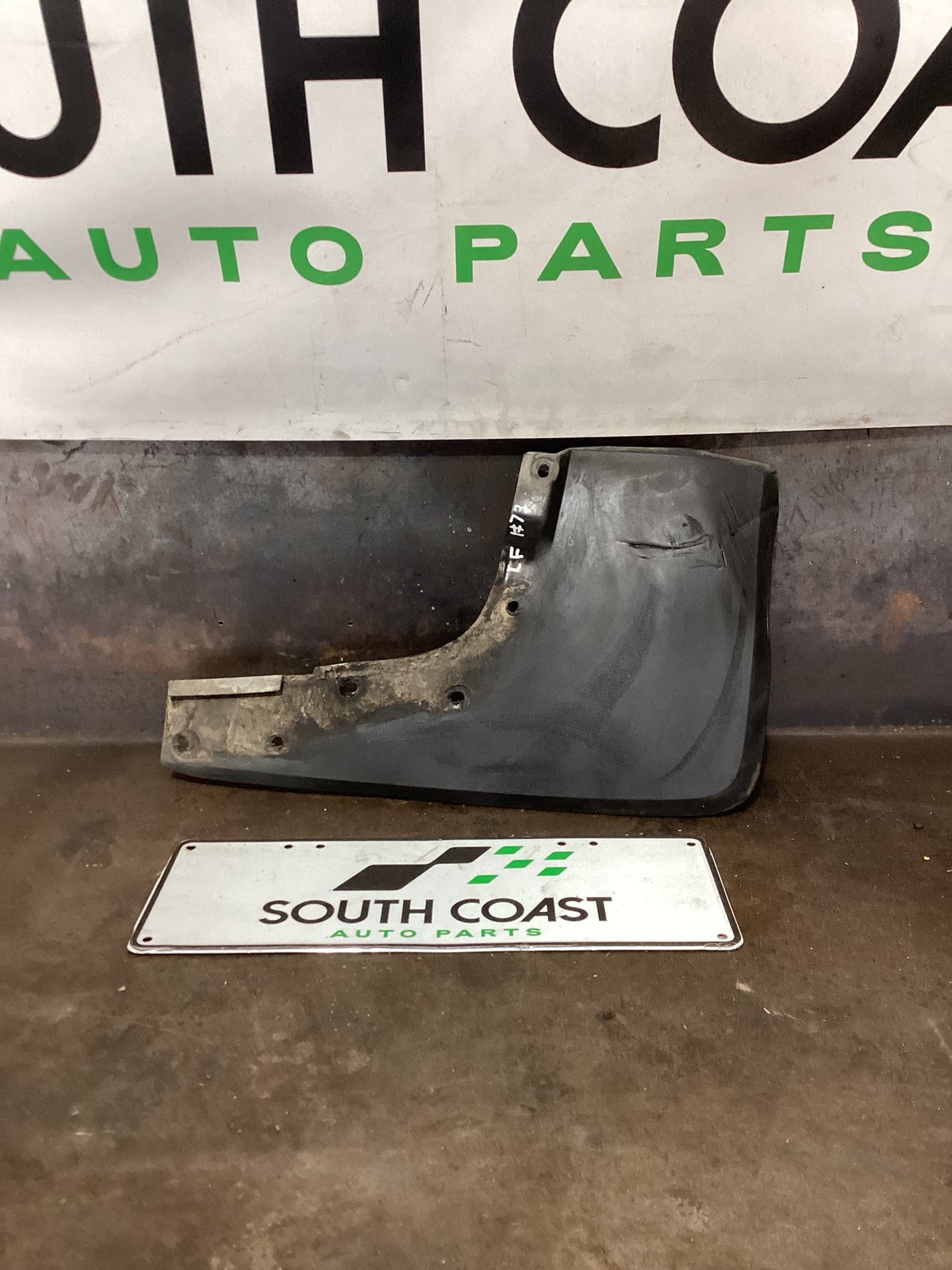 2018 Volkswagen Amarok Mud Flaps Set