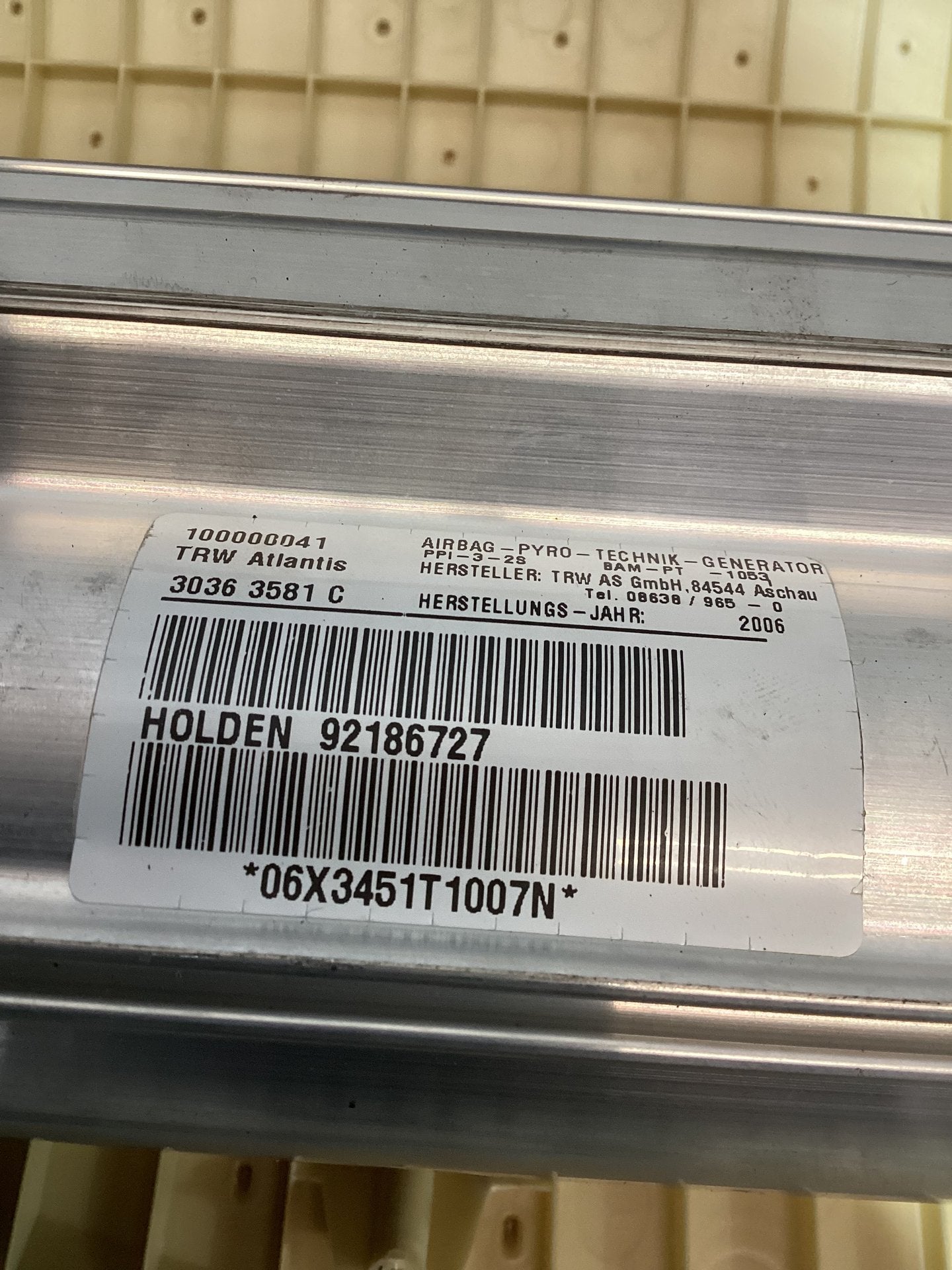 Holden Calais VE 6G1EX55768L940846 Left Front Airbag 92186727