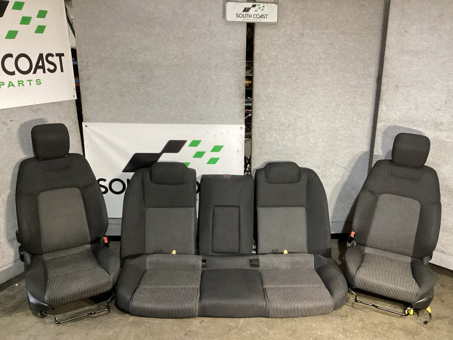 2011 Holden Commodore Seats Set