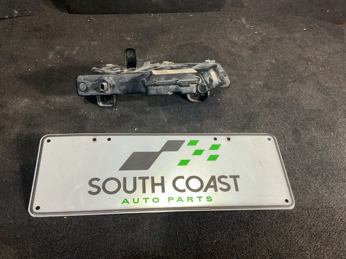 2013 Holden Ute VF  Left Daytime Driver Light 92278832