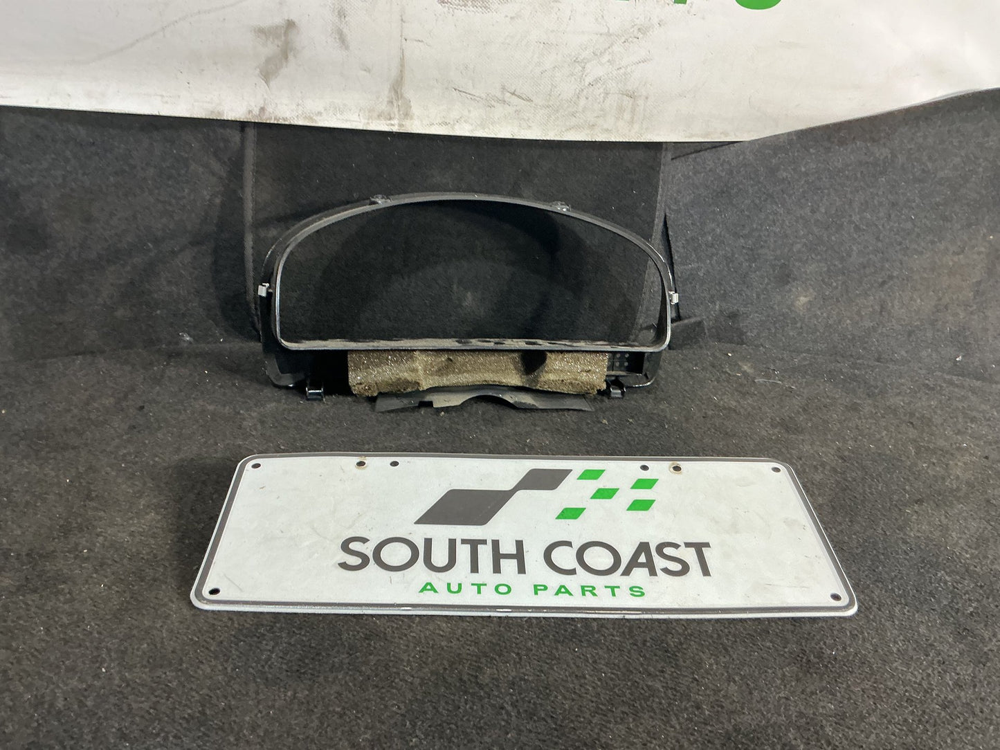 2005 Holden Commodore VZ  Instrument Cluster Fascia