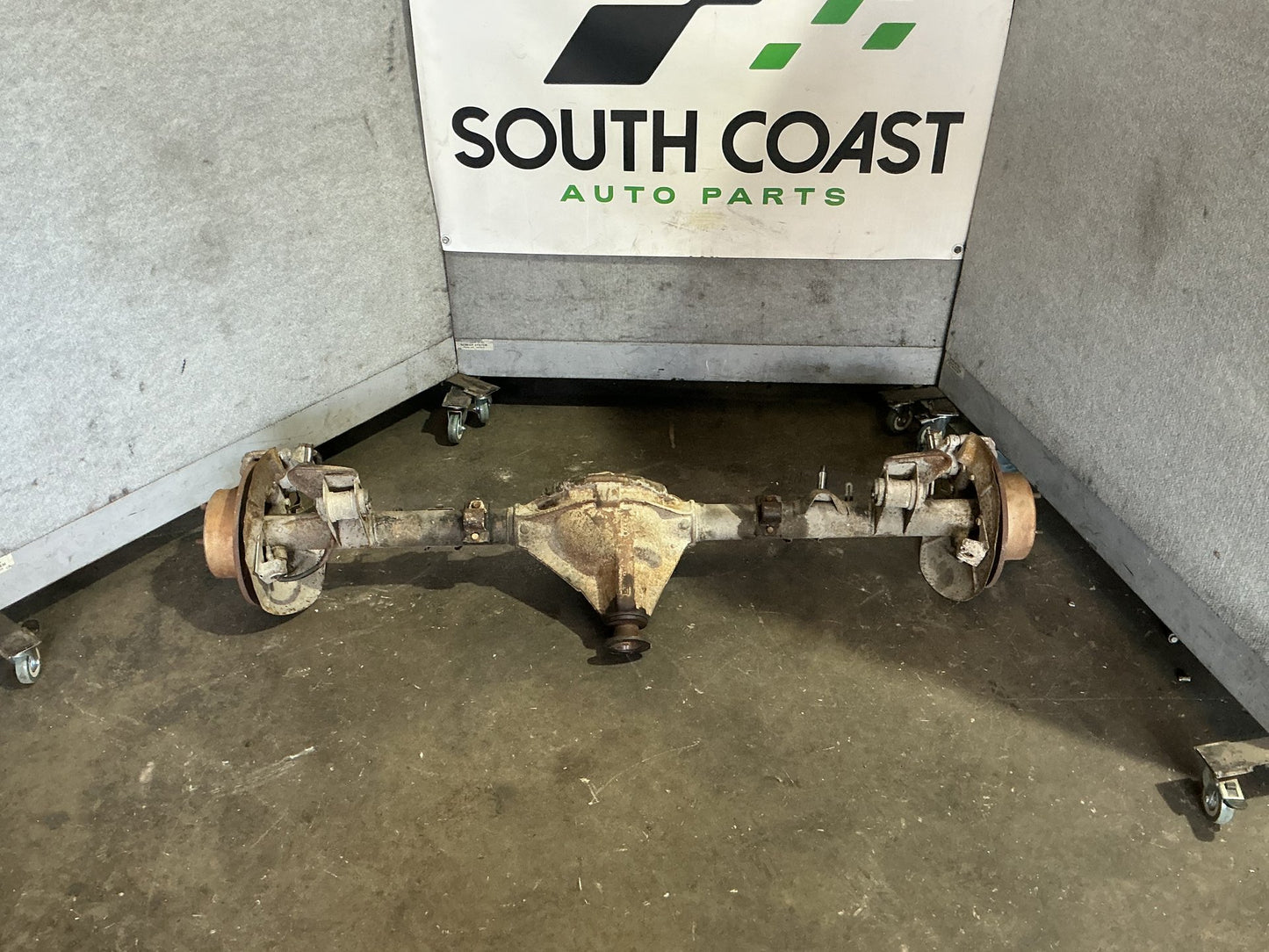 2000 Holden Commodore VS  Differential Centre