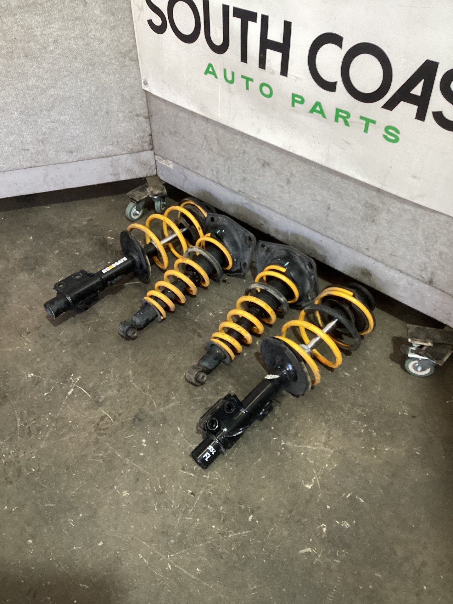 2011 Holden Commodore VE Strut Set