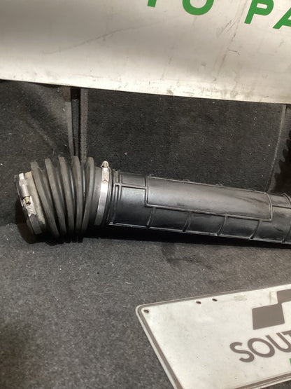 1994 Holden Commodore VR Air Intake 92032753