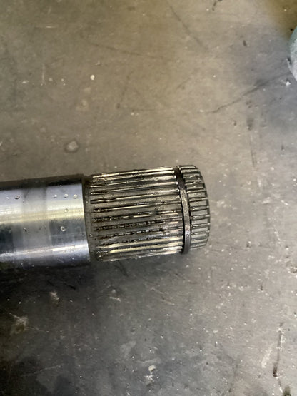 Holden Commodore VE  Left Rear Hub Assembly 92238513