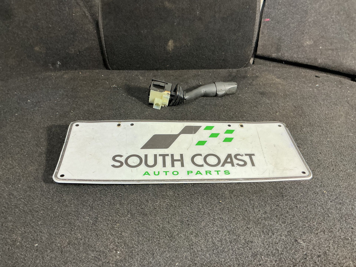 2010 Holden Commodore Indicator Stalk 92177956