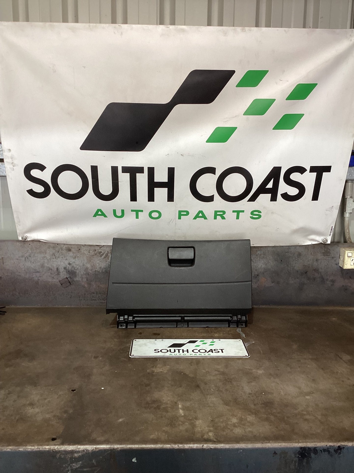 2013-2015 Holden Commodore VF Glove Box