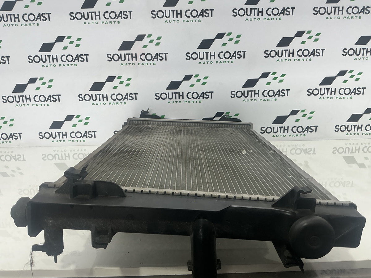 2005 Holden Adventra VZ 6G1ZM84785L518795 Radiator