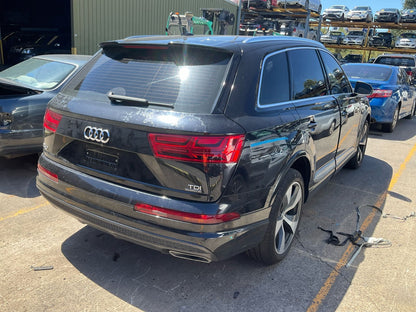 2015-2020 Audi Q7 Quattro 4M SUV