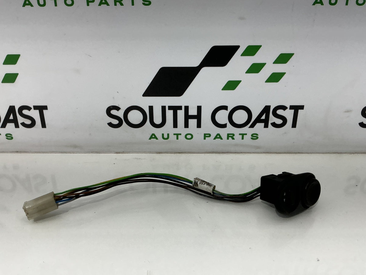 1999 Holden Commodore VT 6H8VTK69HXL423830 Mirror Adjuster Switch 92053389