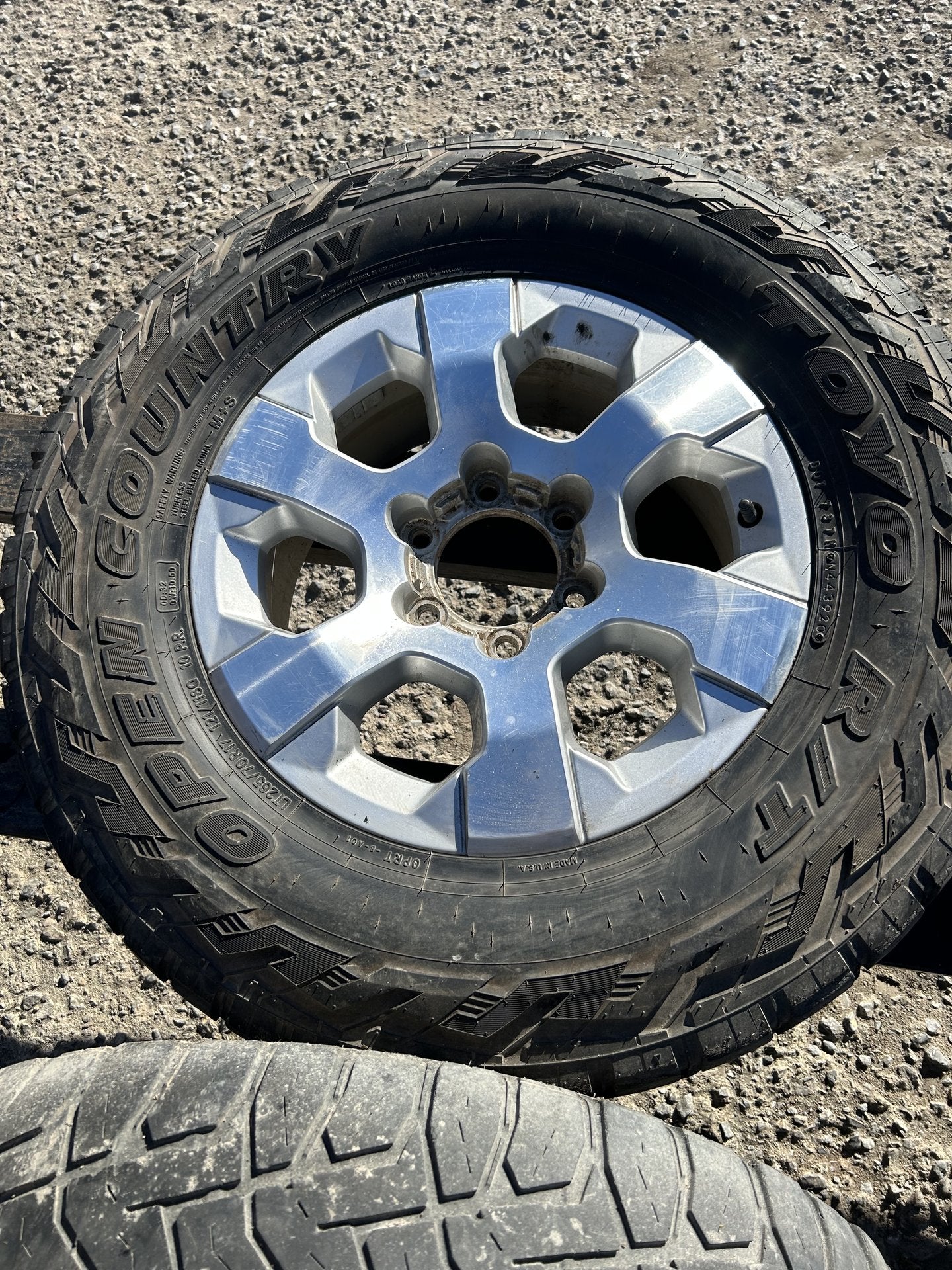 2013 Holden Colorado RG Mag Wheel Set