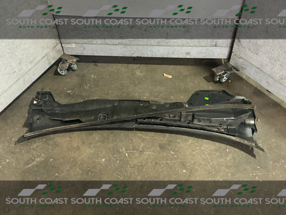 2011 Holden Commodore VE Wiper Motor Cover