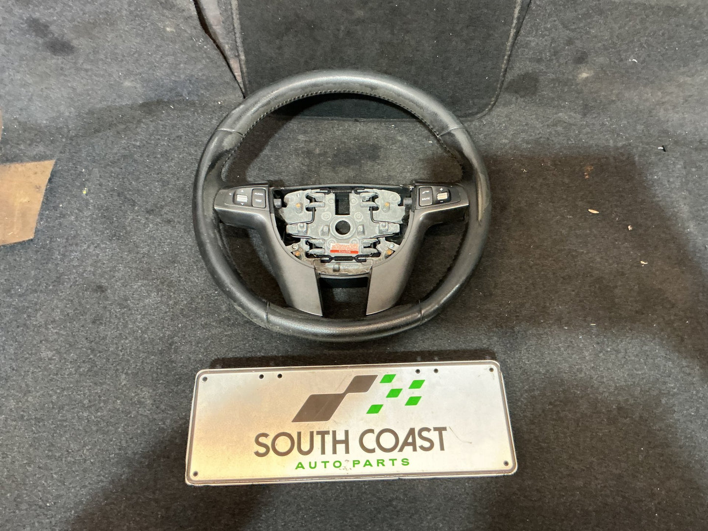 Holden Calais VE 6G1EX55768L940846 Steering Wheel 92189059