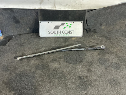 2005 Holden Commodore VZ  Rear Wiper Arm