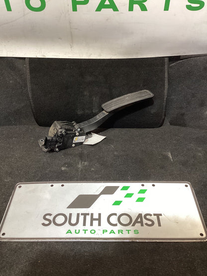 2011 Holden Commodore VE Accelerator Pedal 92238396