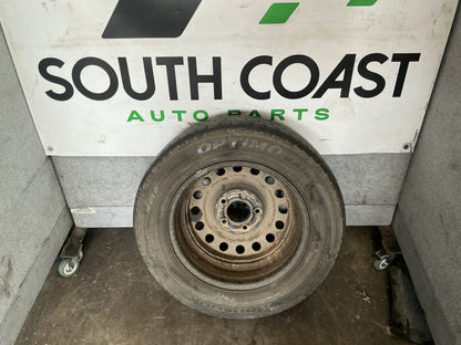 1999 Holden Commodore VT 6H8VTK69HXL423830 Spare Wheel