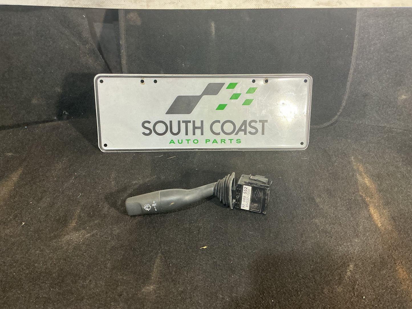 2002 Holden Commodore VY Wiper Switch 92089552