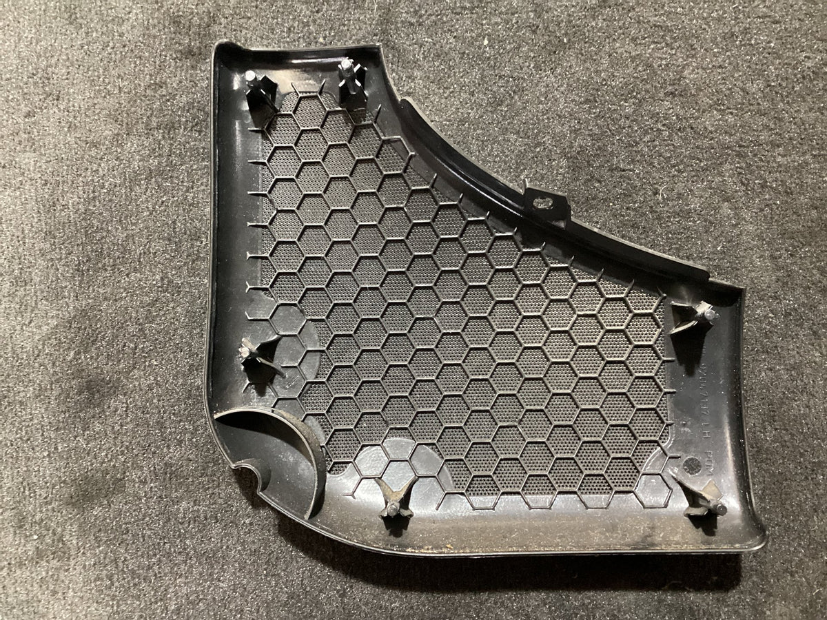2005 Holden Commodore VZ Left Front Door Trim Speaker Pod