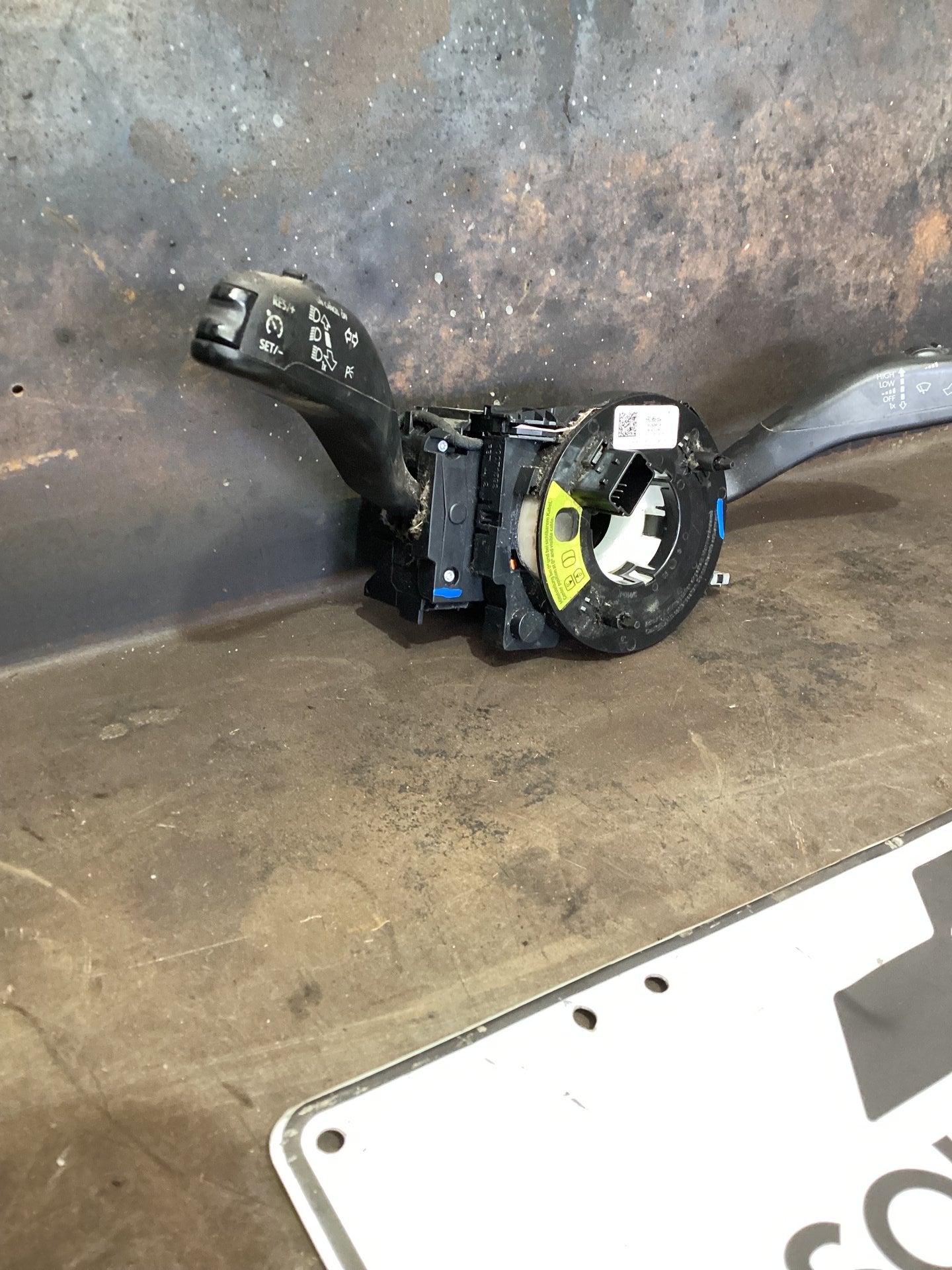 2018 Volkswagen Amarok Combination Switch