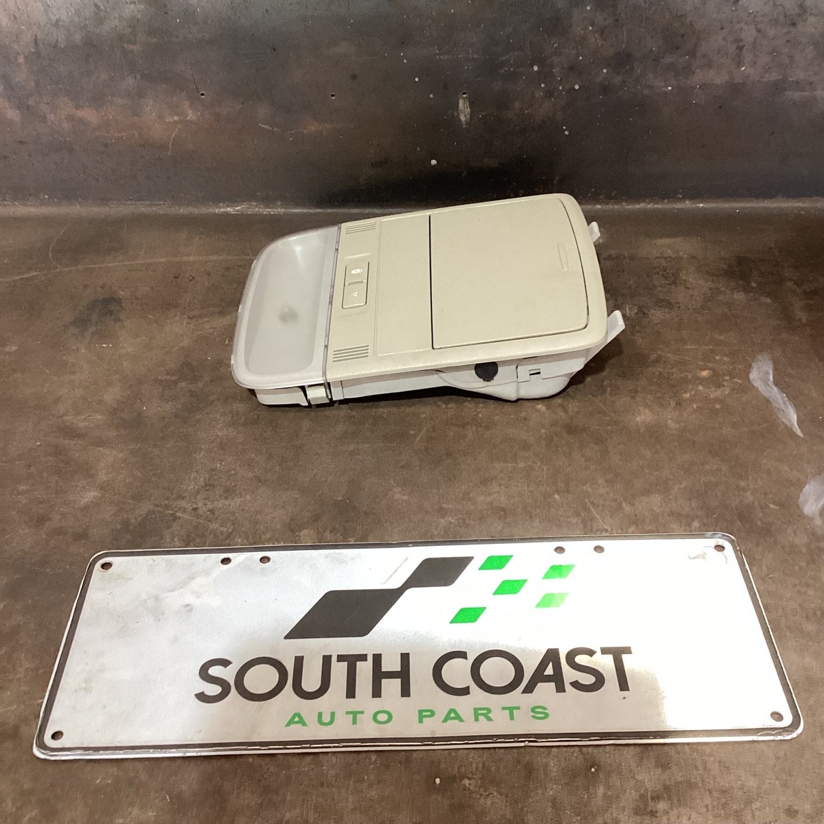 2013-2015 Holden Commodore VF Front Interior Light