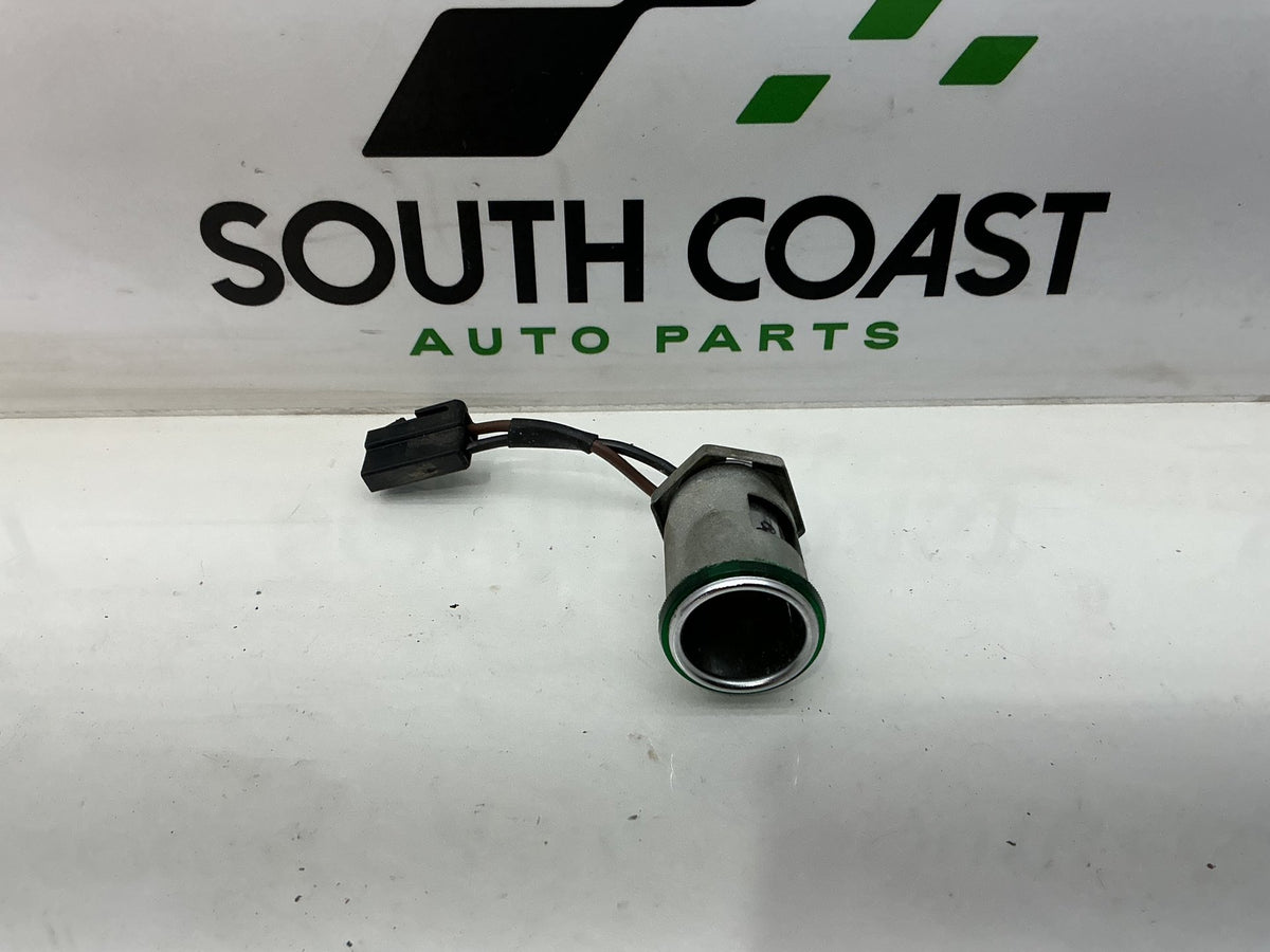 1999 Holden Commodore VT 6H8VTK69HXL423830 Cigarette Lighter