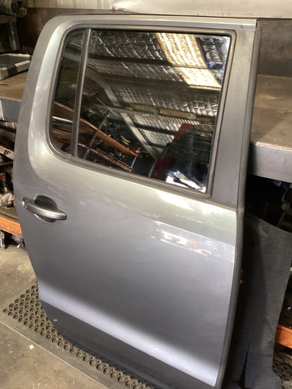 2018 Volkswagen Amarok Right Rear Door