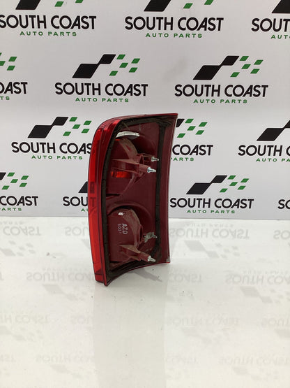 2005 Holden Adventra VZ 6G1ZM84785L518795 Left Taillight