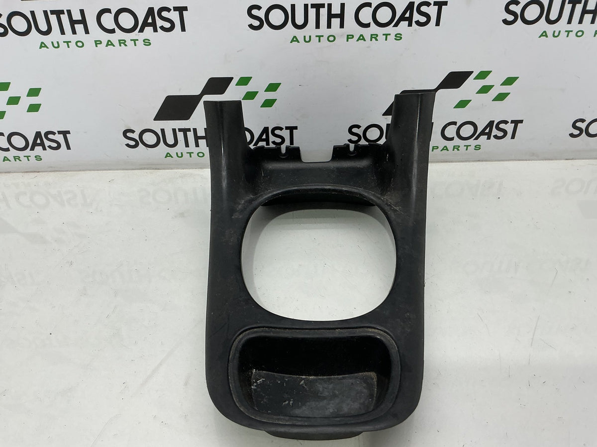 1999 Holden Commodore VT 6H8VTK69HXL423830 Gearshift Surround Trim 92050760
