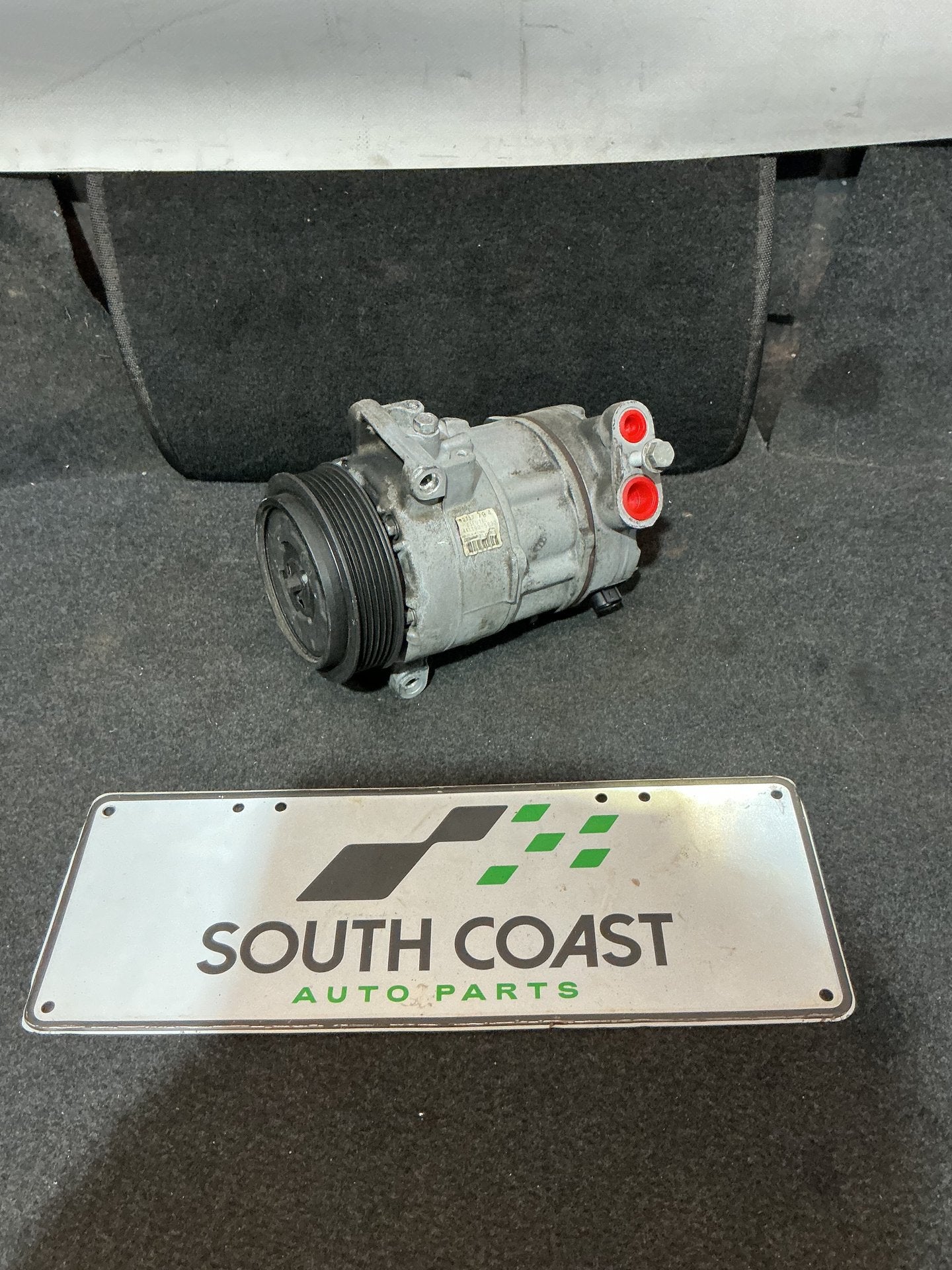 Holden Calais VE 6G1EX55768L940846 A/C Compressor 92157794