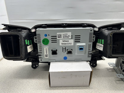 Holden Commodore VF  Radio Controls 92272715