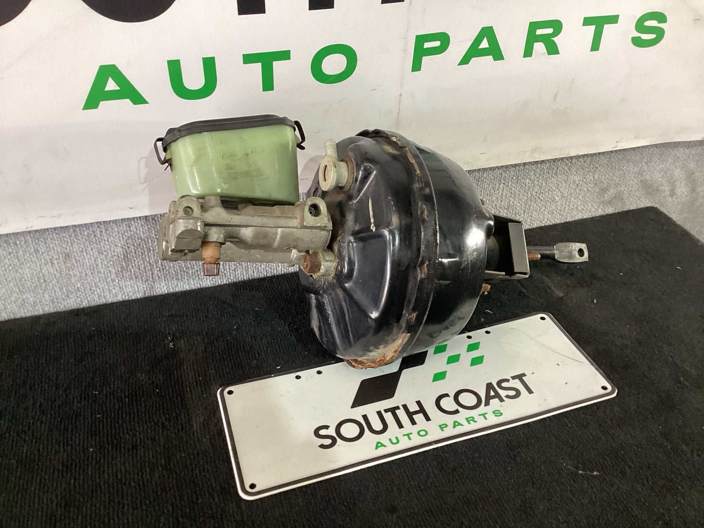 Holden Commodore VP  Brake Booster 25182193