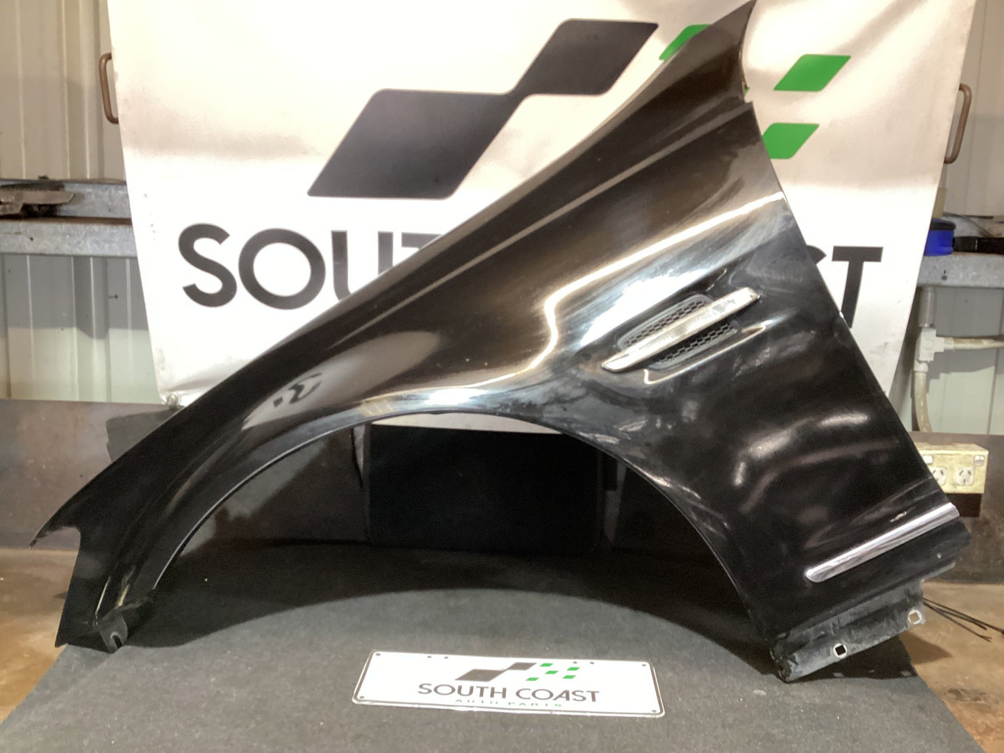 2007 Holden Calais VE 6G1EX55768L940846 Left Front Guard